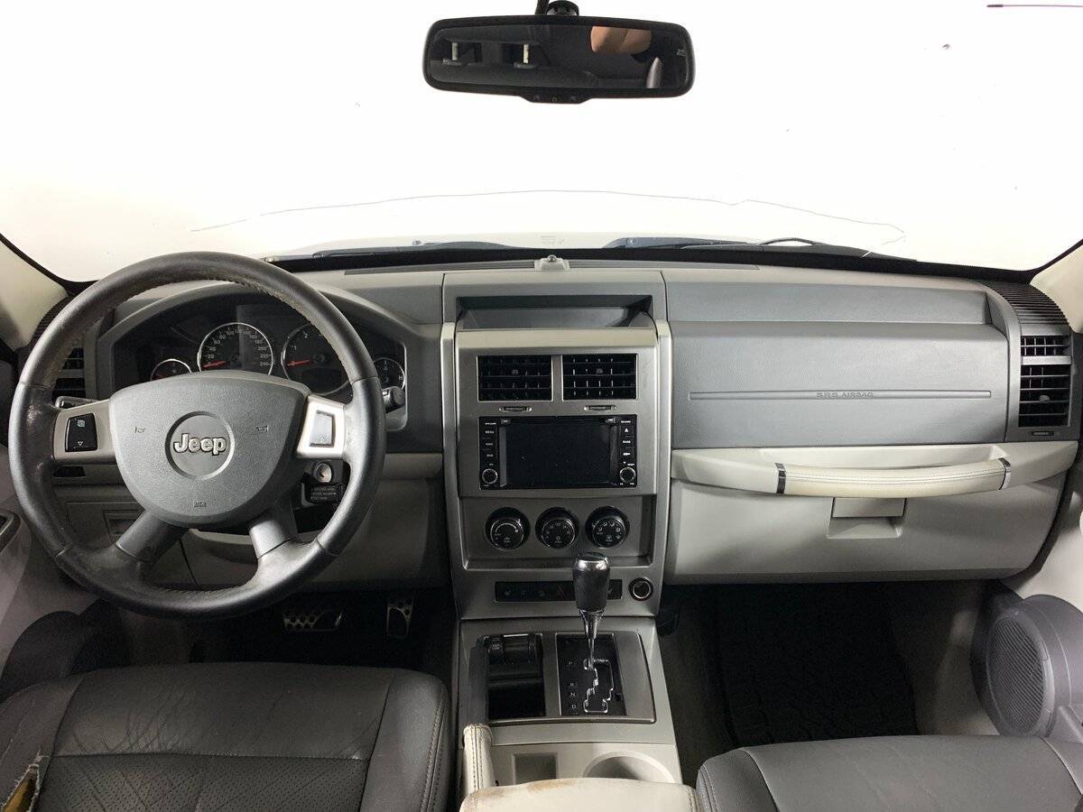 Jeep Cherokee 2008 года с пробегом. Фото: #11