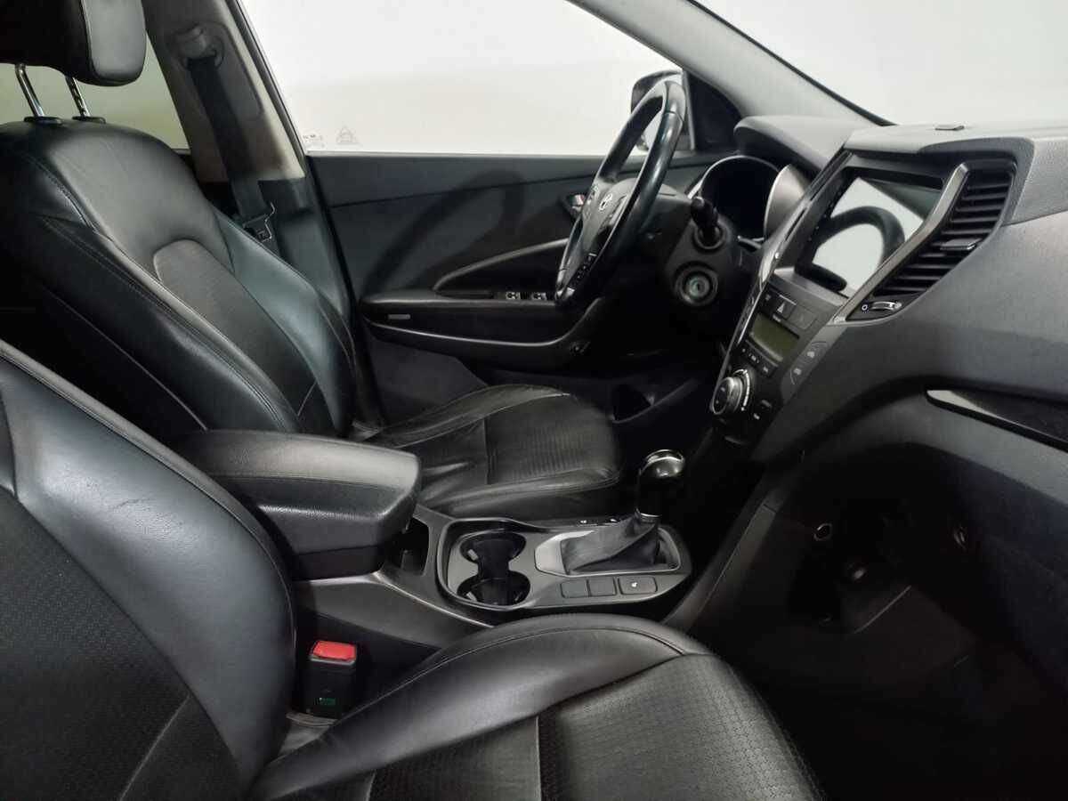 Hyundai Santa Fe 2013 года с пробегом. Фото: #9