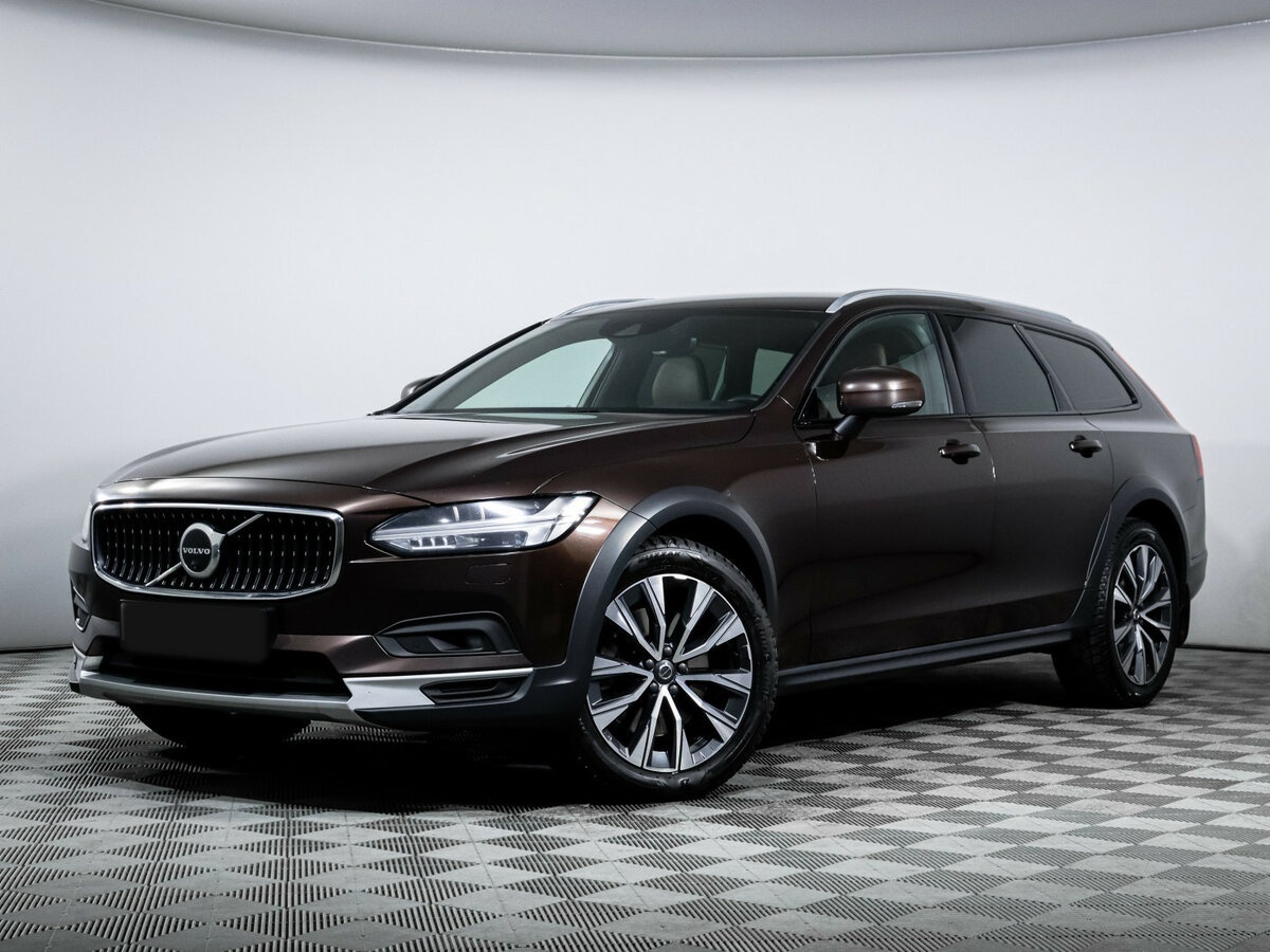 Volvo V90 Cross Country 2021 года с пробегом. Посмотреть фото