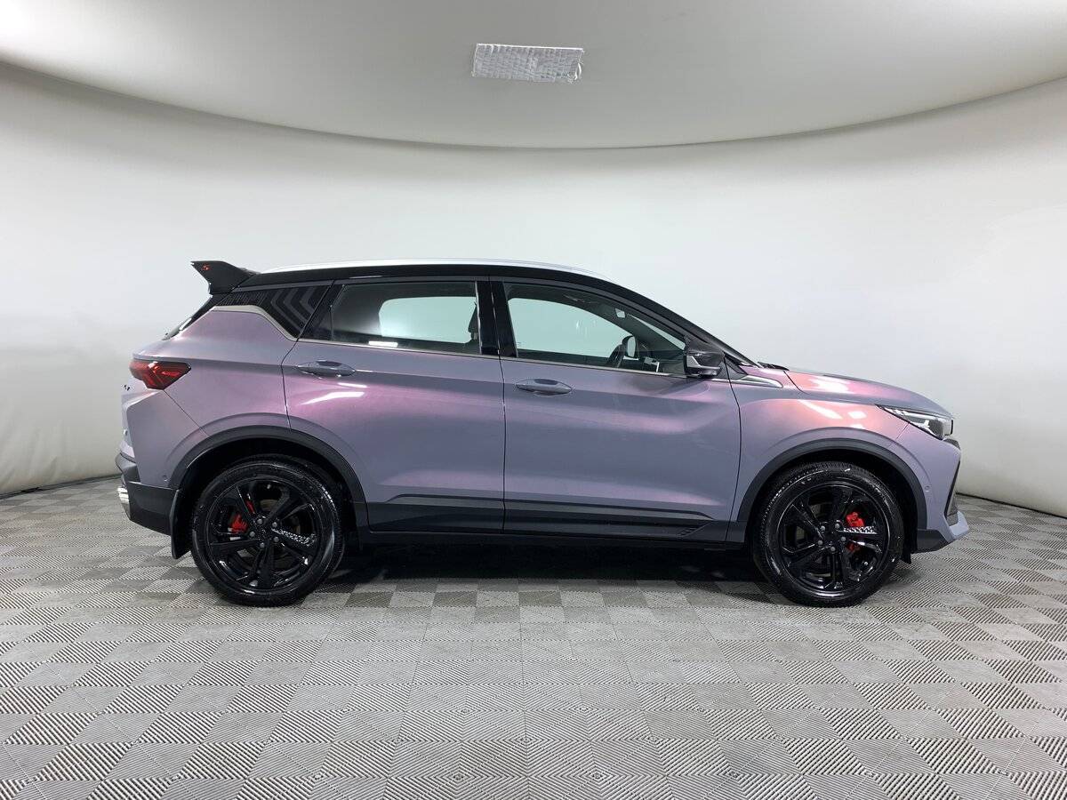 Geely Coolray 2023 года с пробегом. Фото: #3