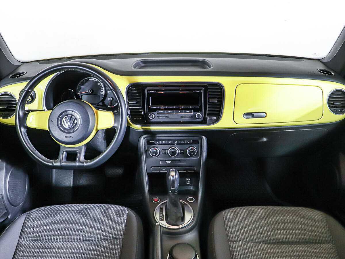 Volkswagen Beetle 2013 года с пробегом. Фото: #9