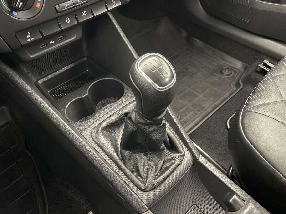 Skoda Rapid 2021 года с пробегом. Фото: #12