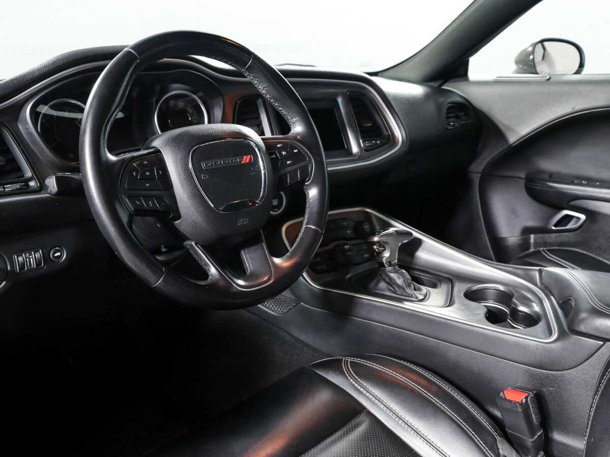 Dodge Challenger 2019 года с пробегом. Фото: #10
