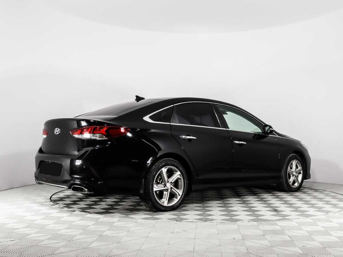 Hyundai Sonata 2017 года с пробегом. Фото: #4