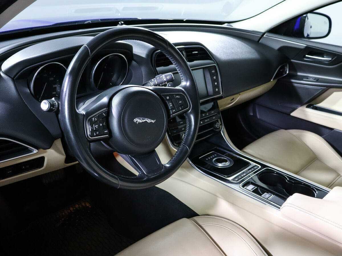 Jaguar XE 2016 года с пробегом. Фото: #13