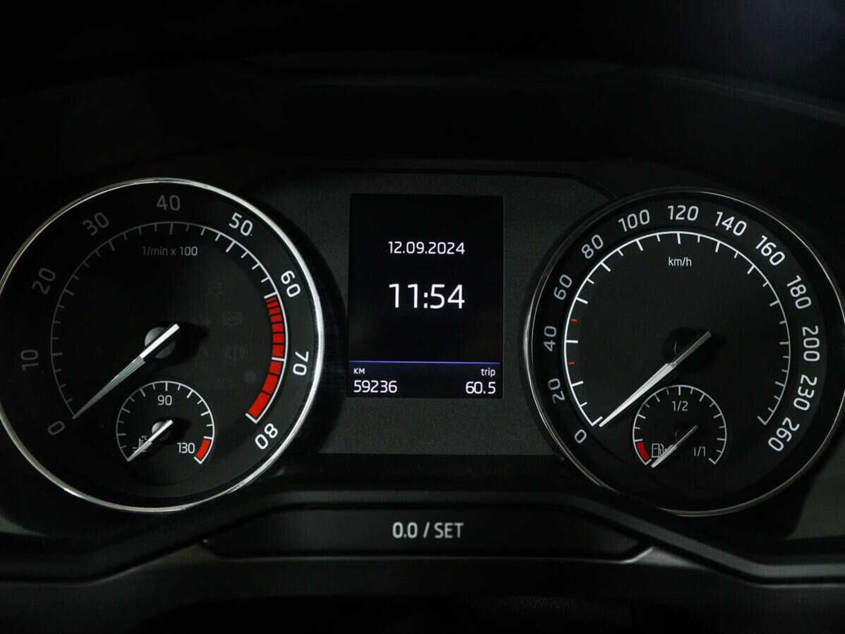 Skoda Superb 2019 года с пробегом. Фото: #10