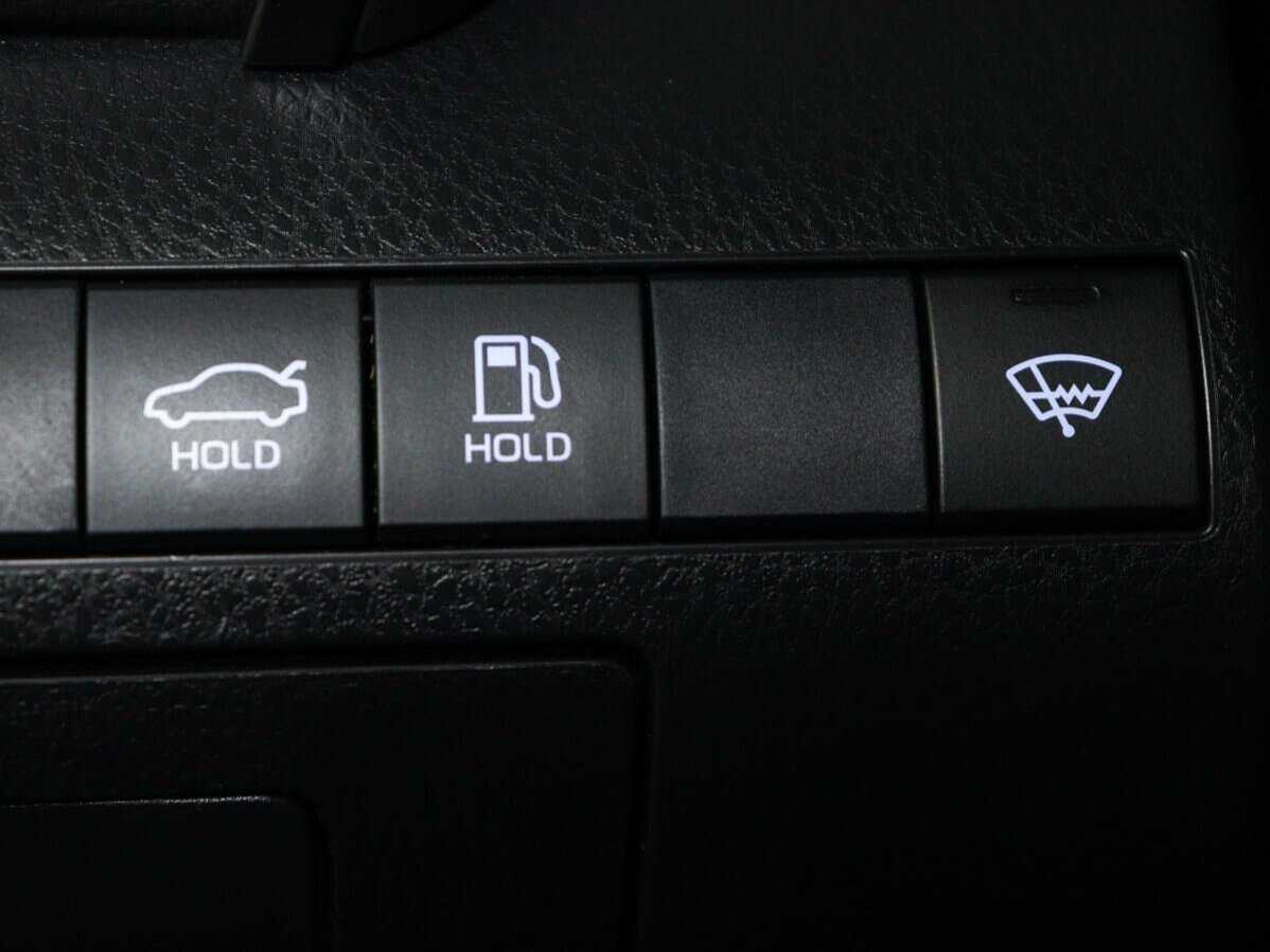 Toyota Camry 2020 года с пробегом. Фото: #15