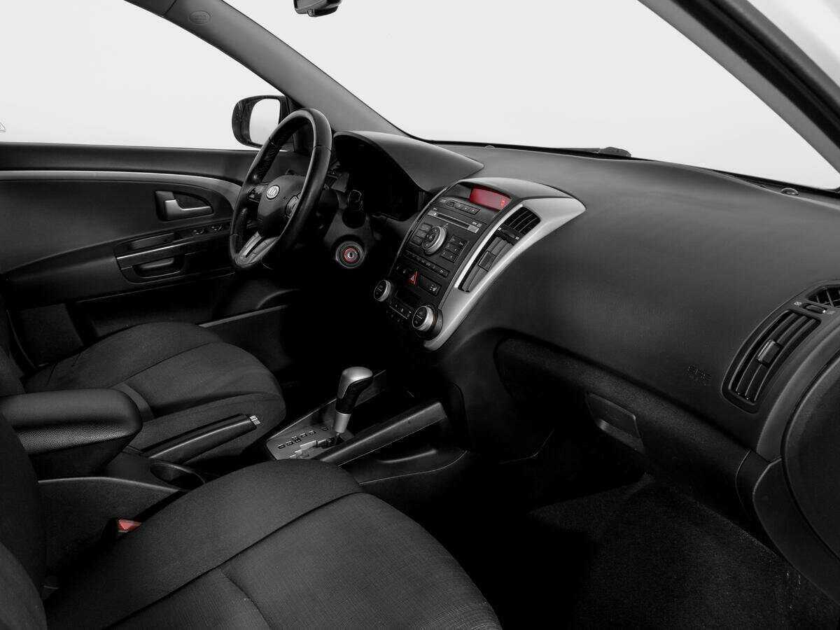 Kia Ceed 2010 года с пробегом. Фото: #8