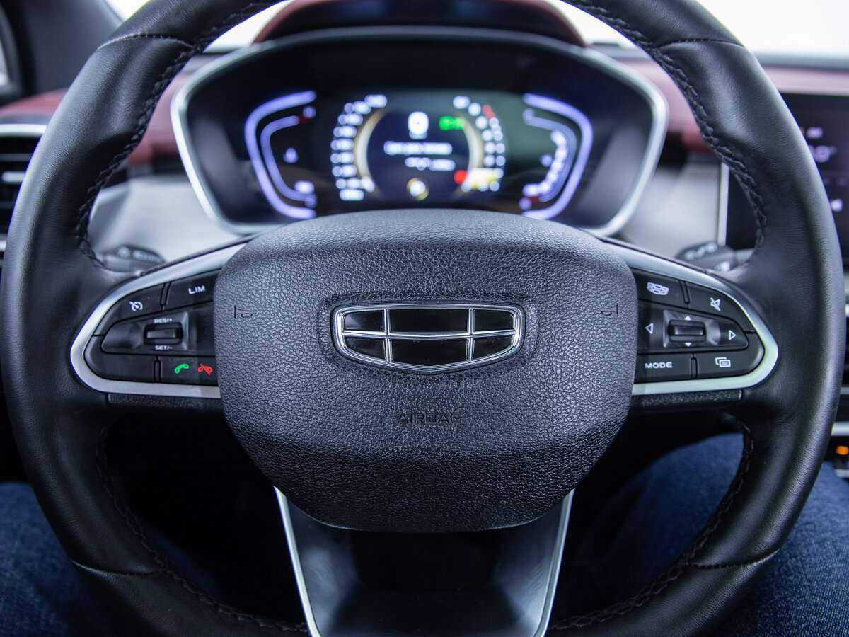 Geely Coolray 2023 года с пробегом. Фото: #12