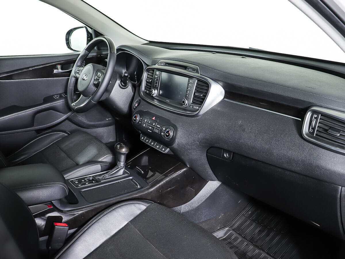 Kia Sorento 2017 года с пробегом. Фото: #8