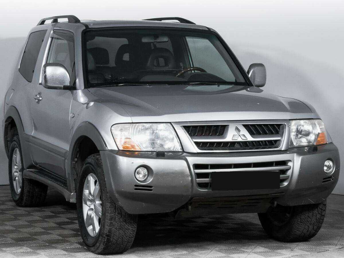 Mitsubishi Pajero 2004 года с пробегом. Фото: #2