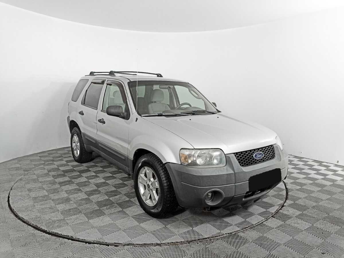 Ford Escape 2004 года с пробегом. Фото: #2