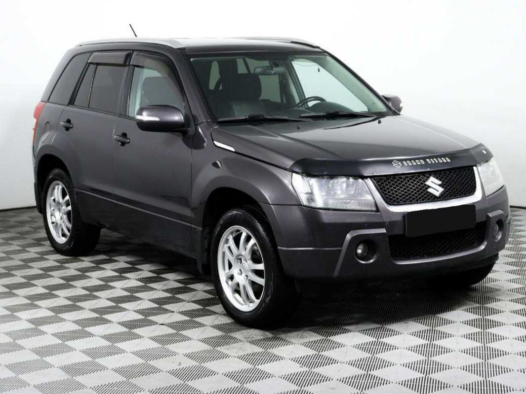 Suzuki Grand Vitara 2011 года с пробегом. Фото: #2