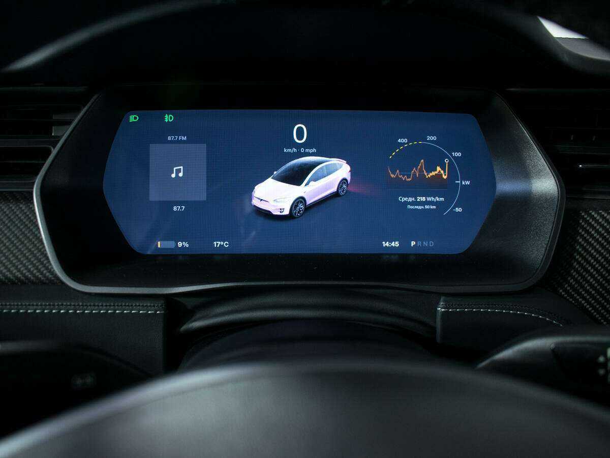 Tesla Model X 2018 года с пробегом. Фото: #10