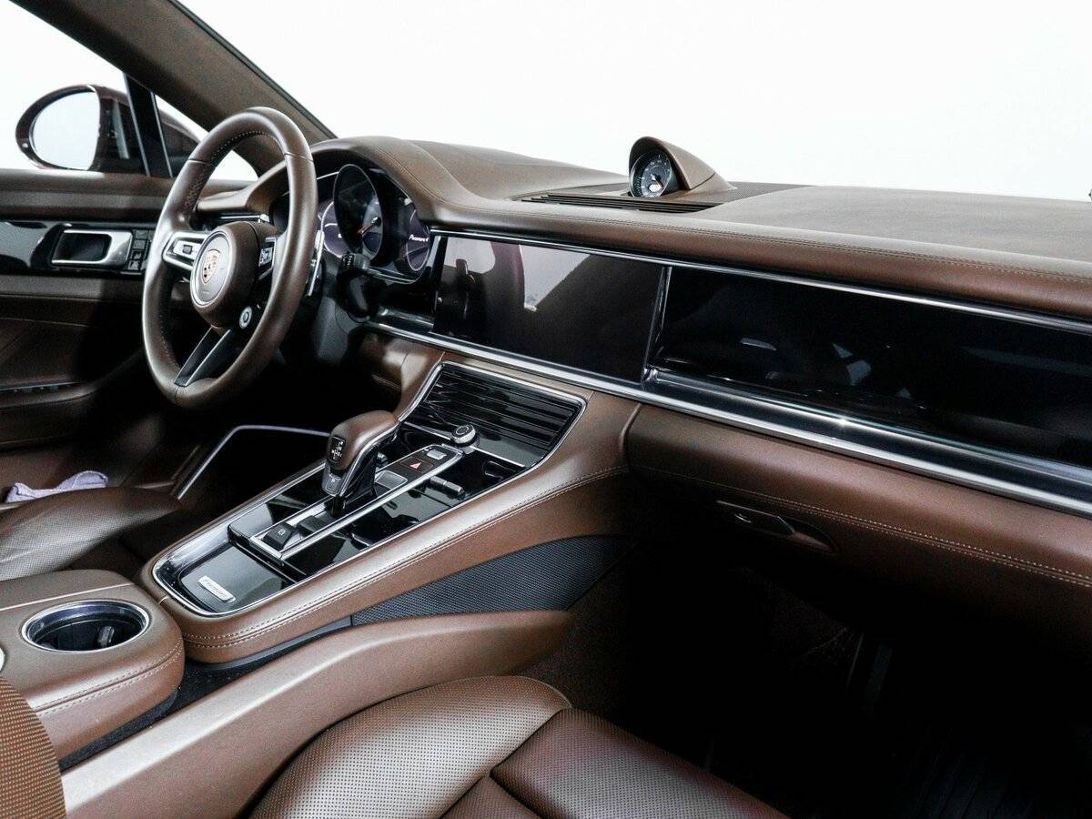 Porsche Panamera 2021 года с пробегом. Фото: #5