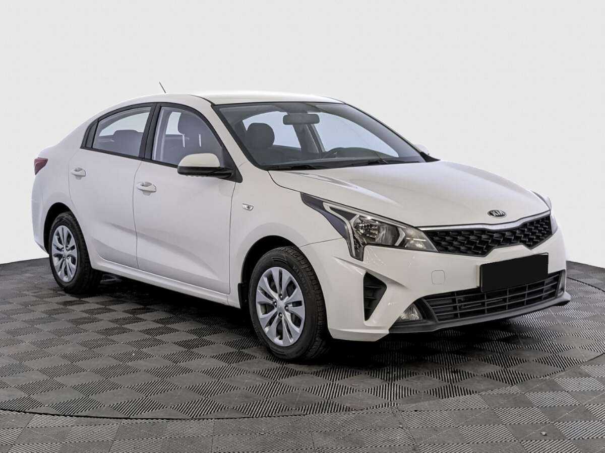Kia Rio 2021 года с пробегом. Фото: #2