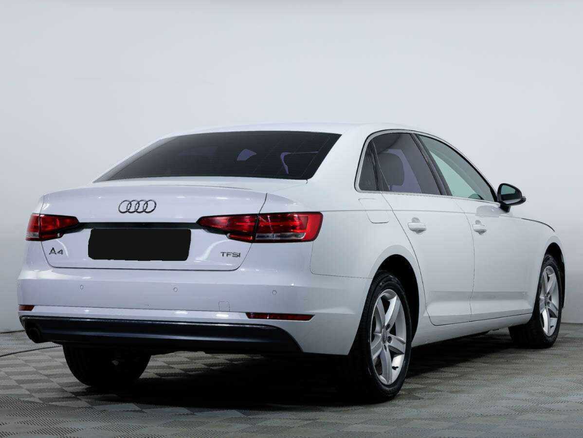 Audi A4 2015 года с пробегом. Фото: #3