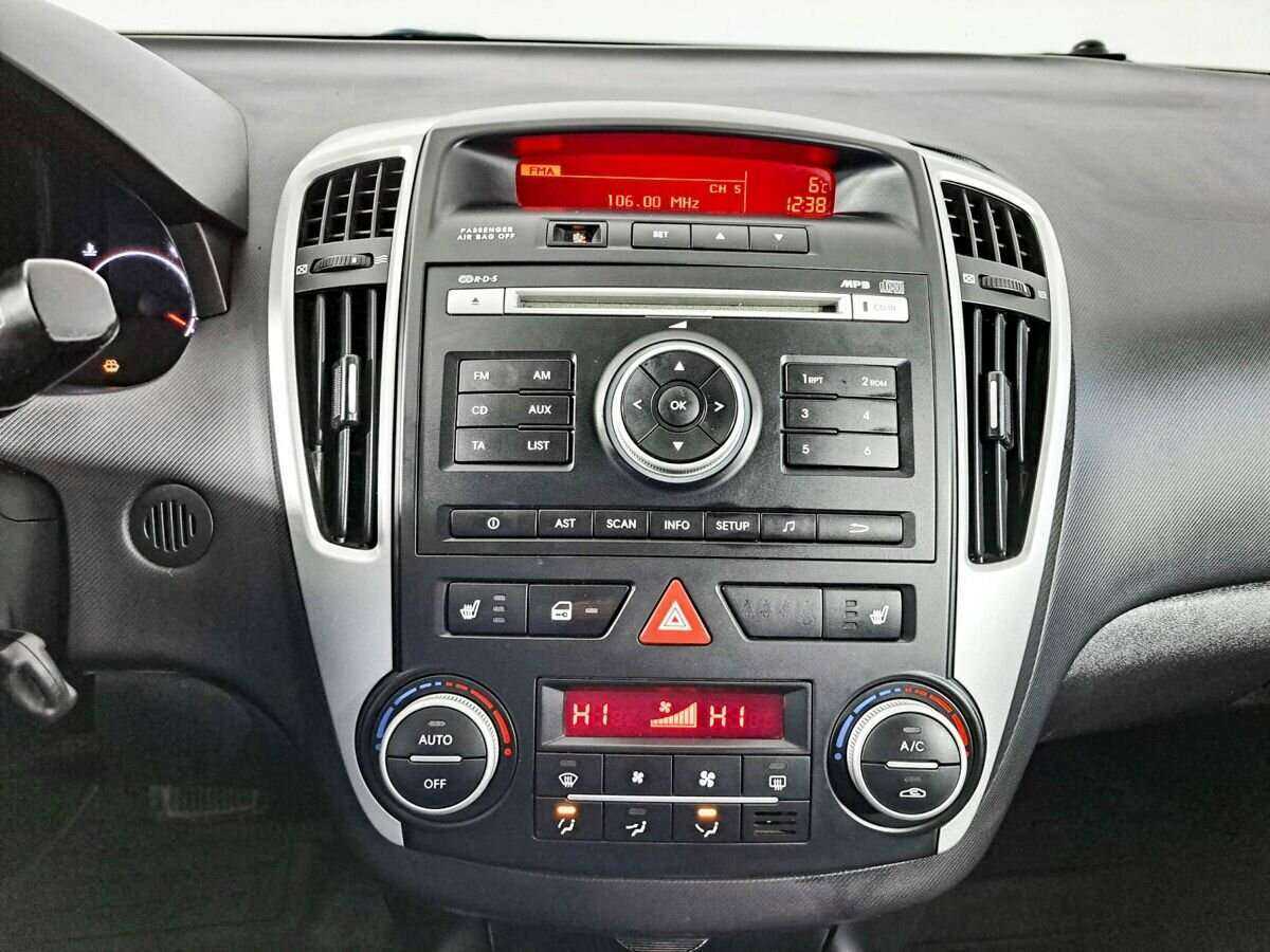 Kia Ceed 2010 года с пробегом. Фото: #12