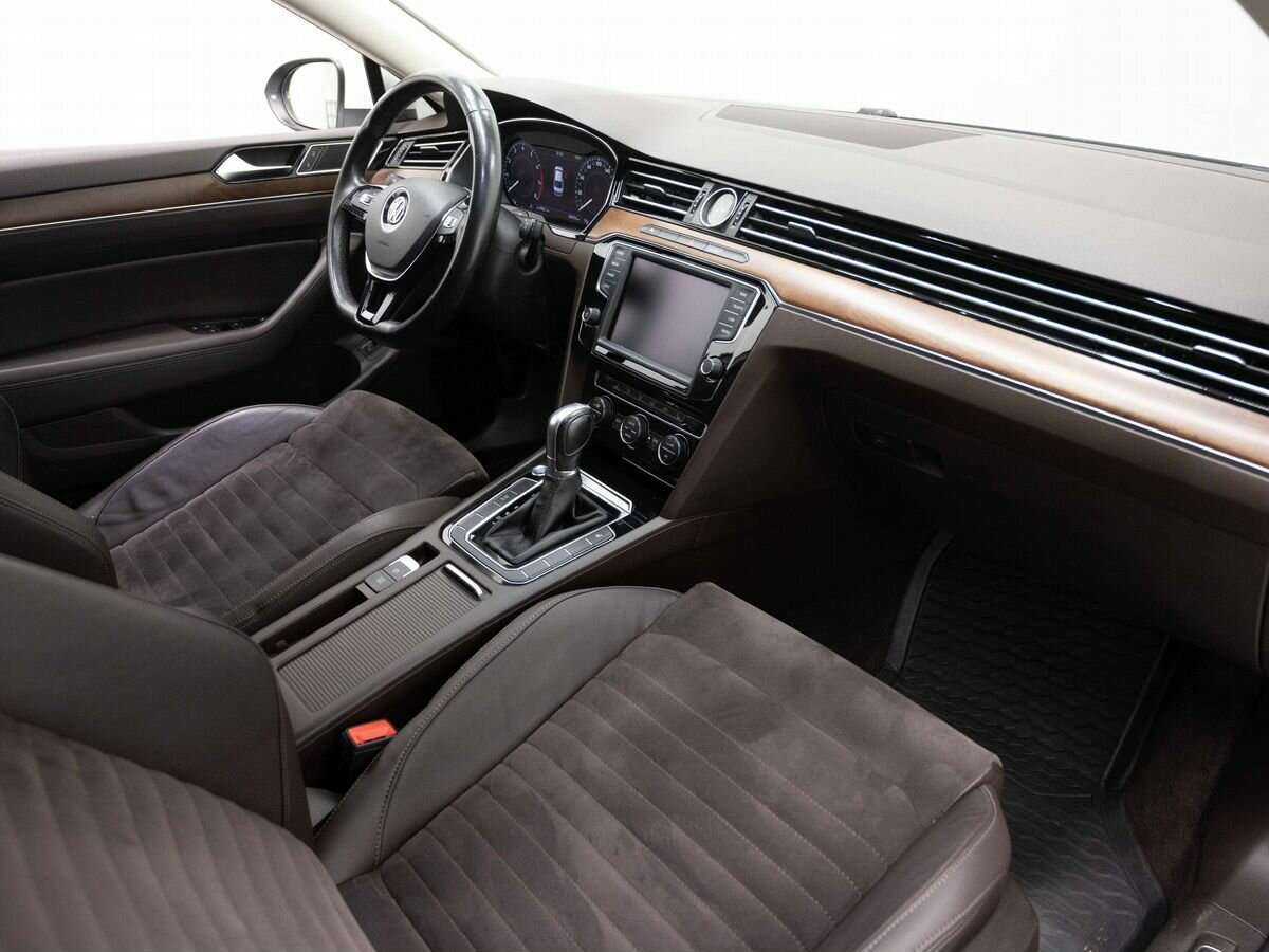Volkswagen Passat 2016 года с пробегом. Фото: #10