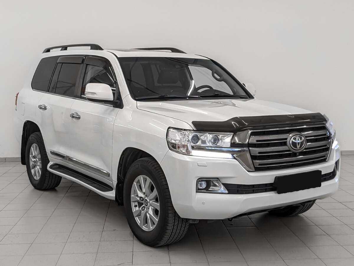Toyota Land Cruiser 2017 года с пробегом. Фото: #2