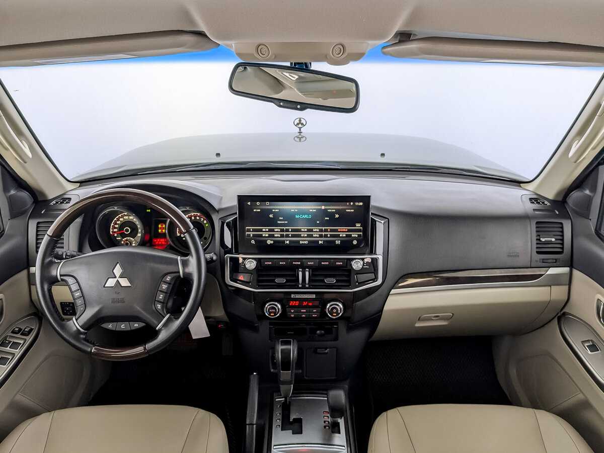 Mitsubishi Pajero 2019 года с пробегом. Фото: #13
