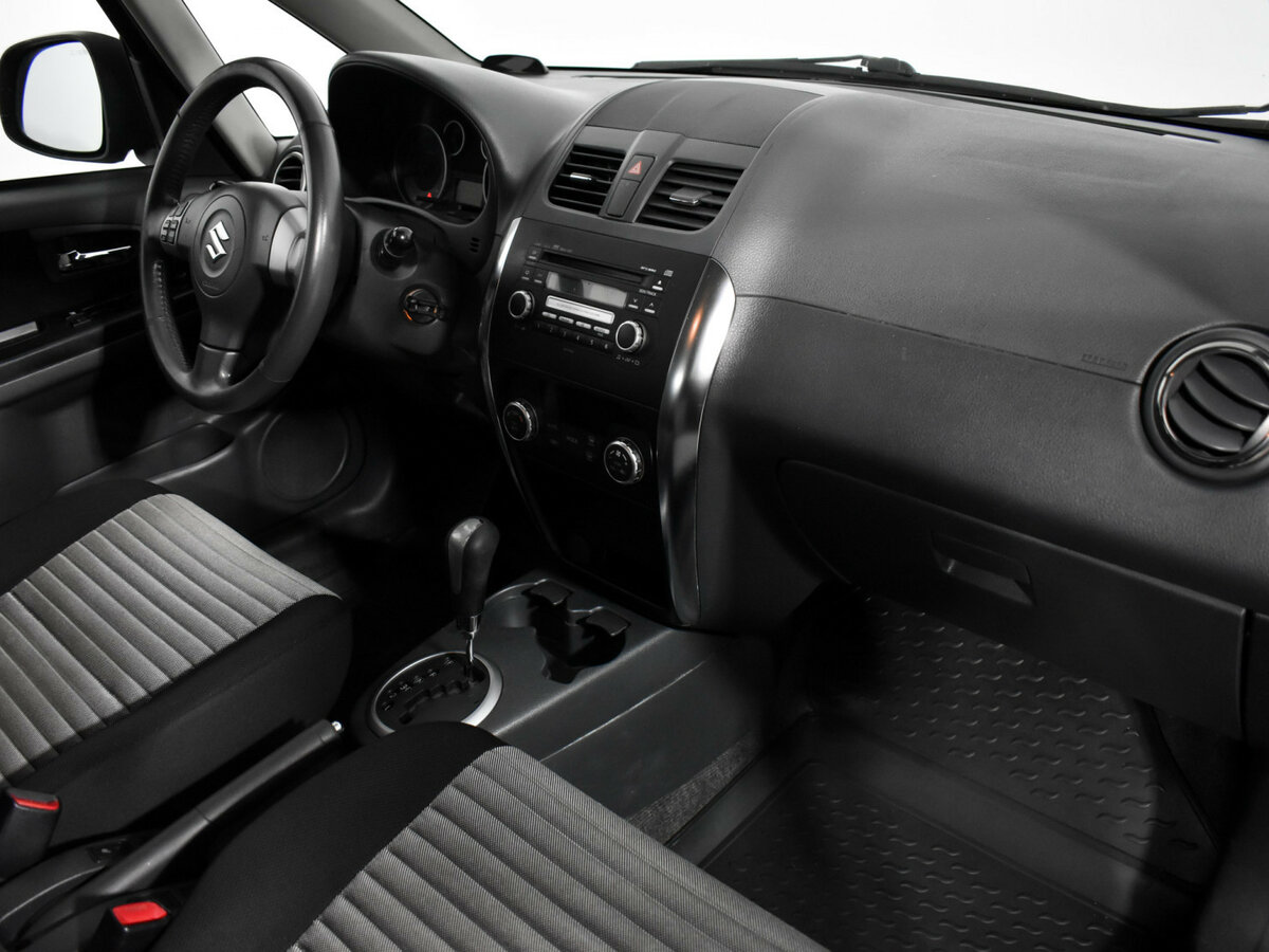 Suzuki SX4 2010 года с пробегом. Фото: #9