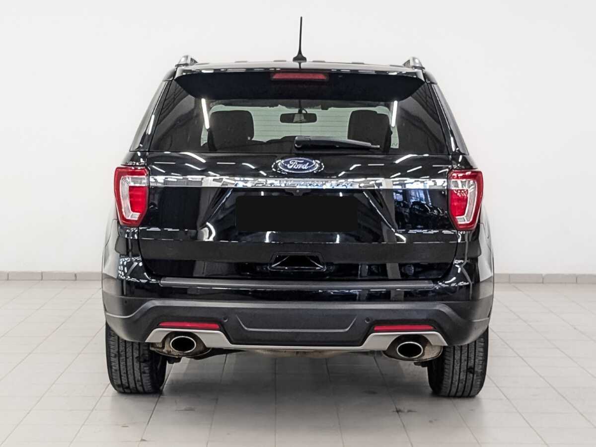 Ford Explorer 2019 года с пробегом. Фото: #5