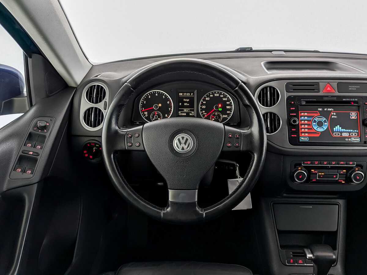 Volkswagen Tiguan 2010 года с пробегом. Фото: #18
