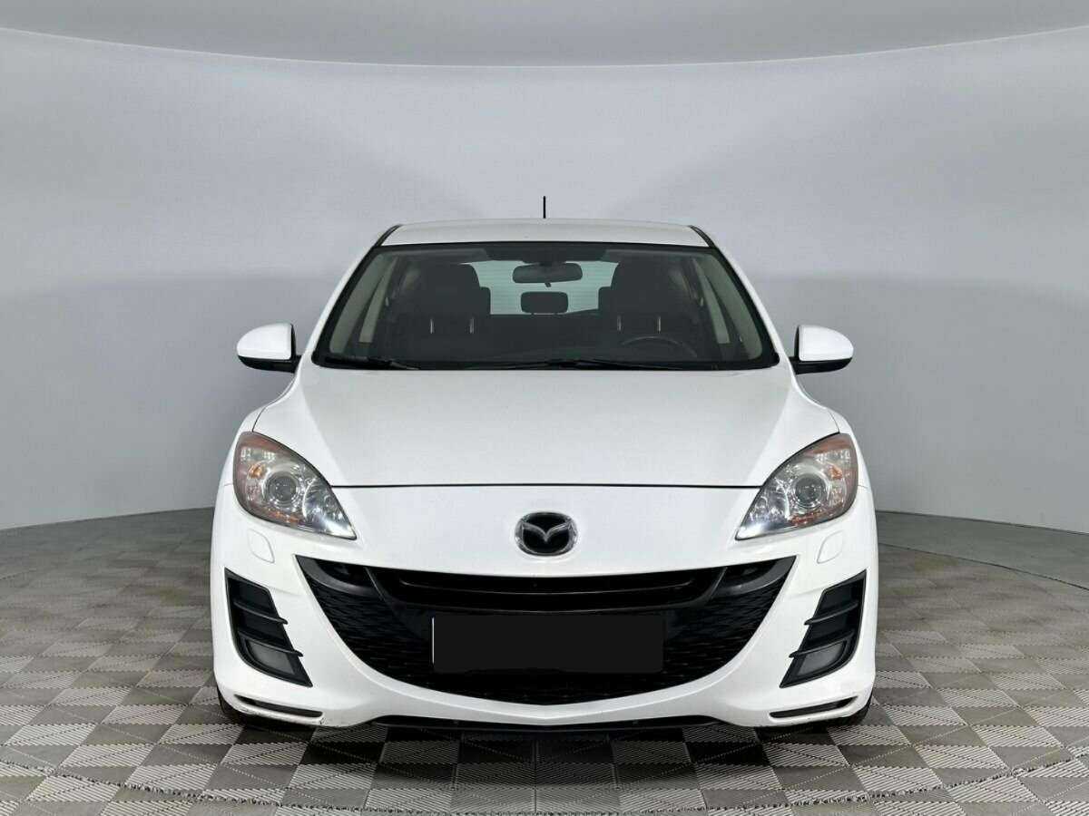 Mazda 3 2011 года с пробегом. Фото: #2