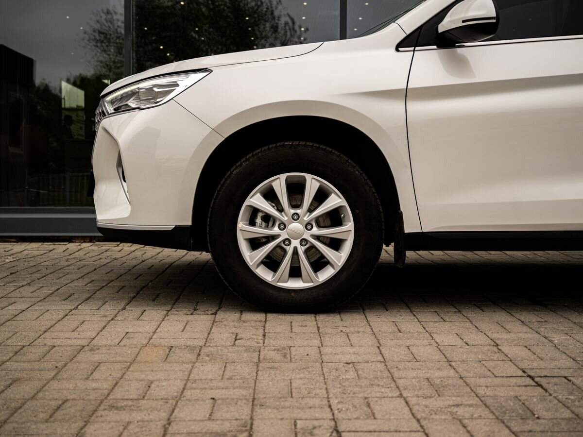 Haval M6 2024 года с пробегом. Фото: #8