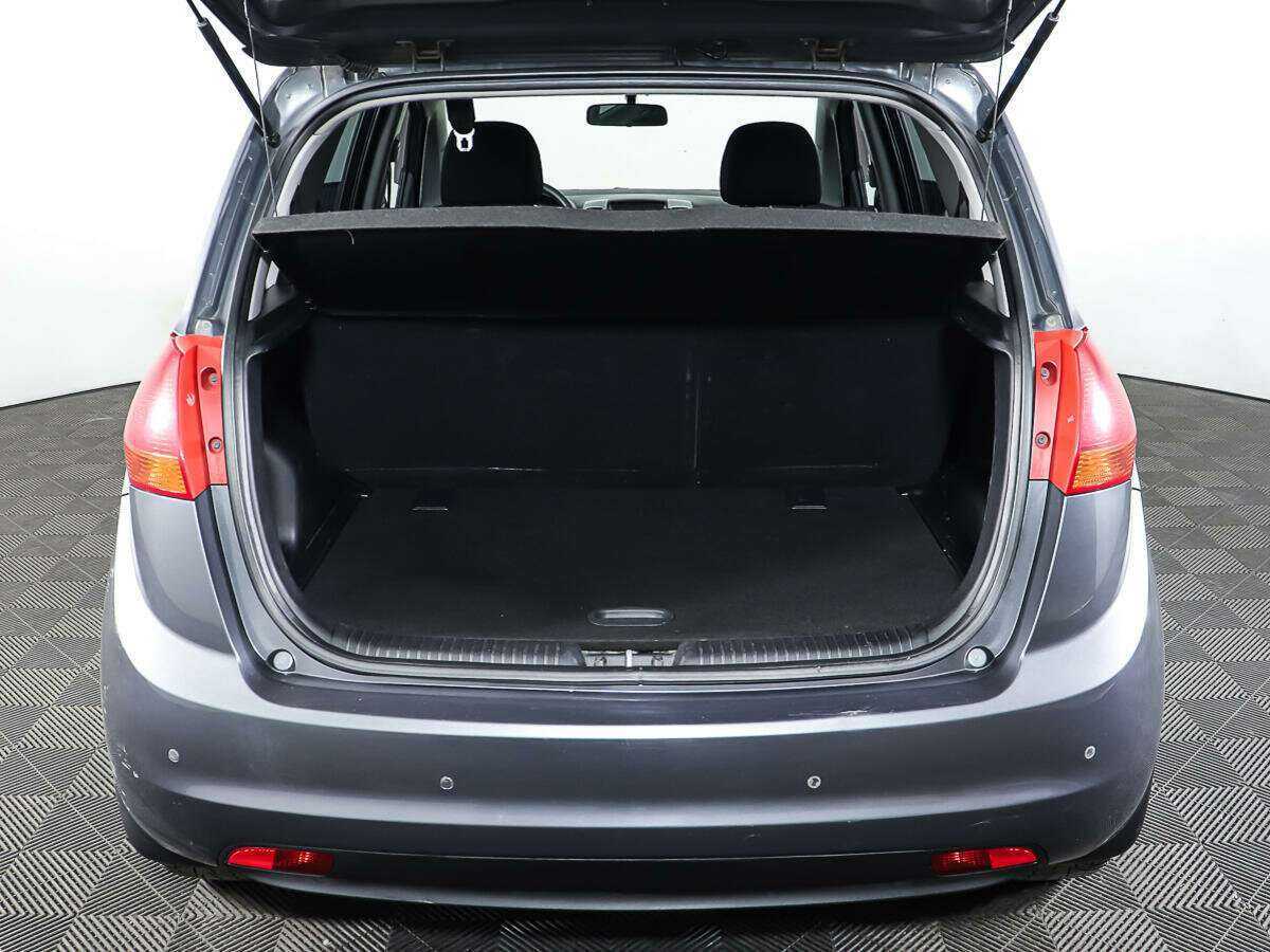 Kia Venga 2011 года с пробегом. Фото: #8