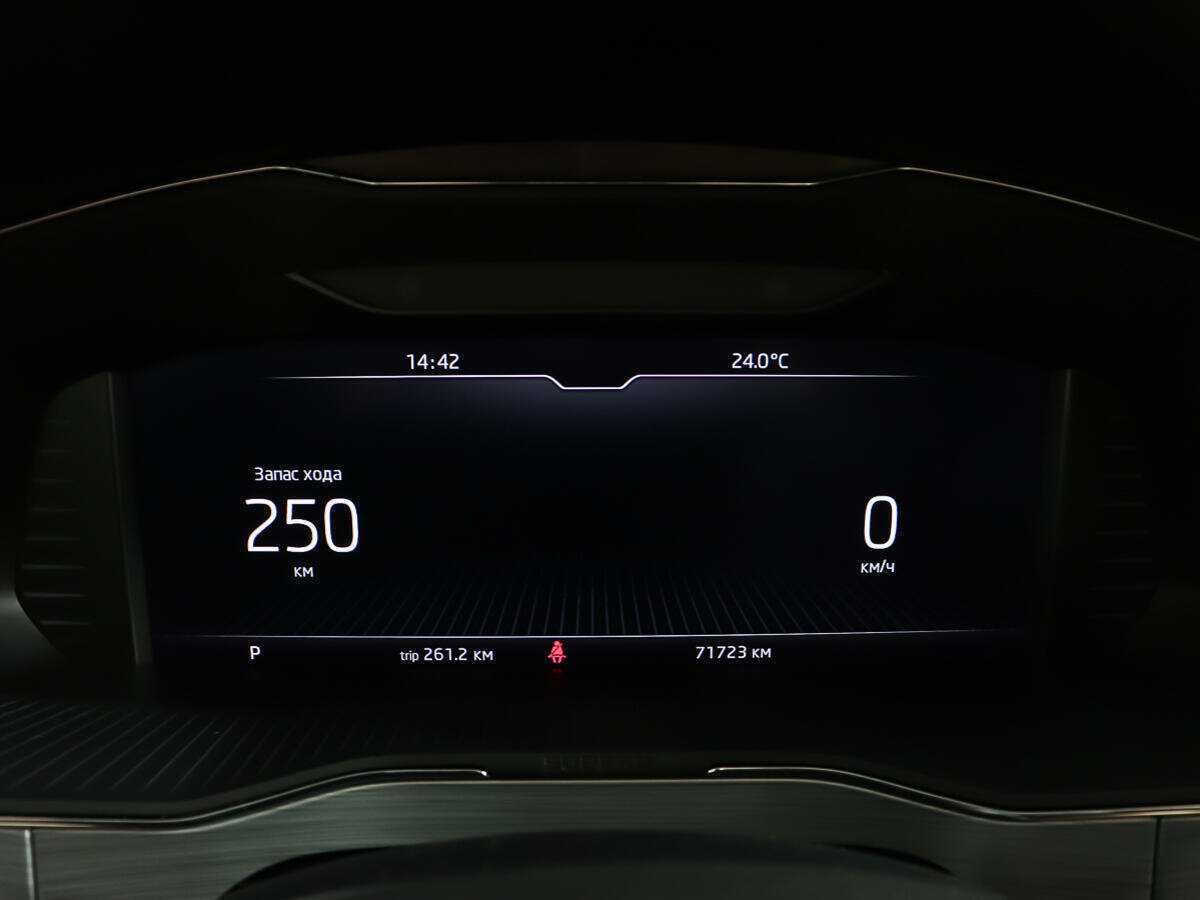Skoda Superb 2021 года с пробегом. Фото: #13