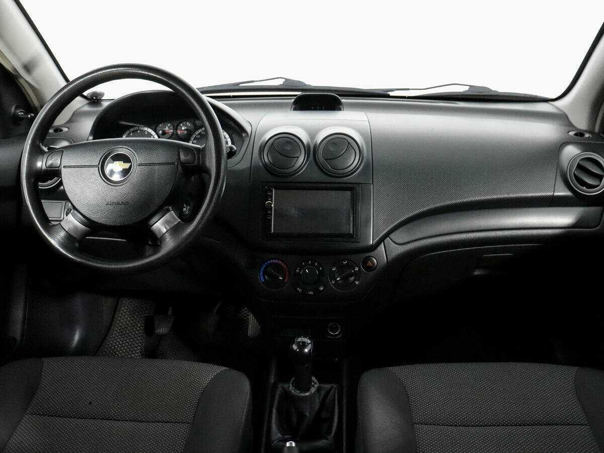 Chevrolet Aveo 2011 года с пробегом. Фото: #9