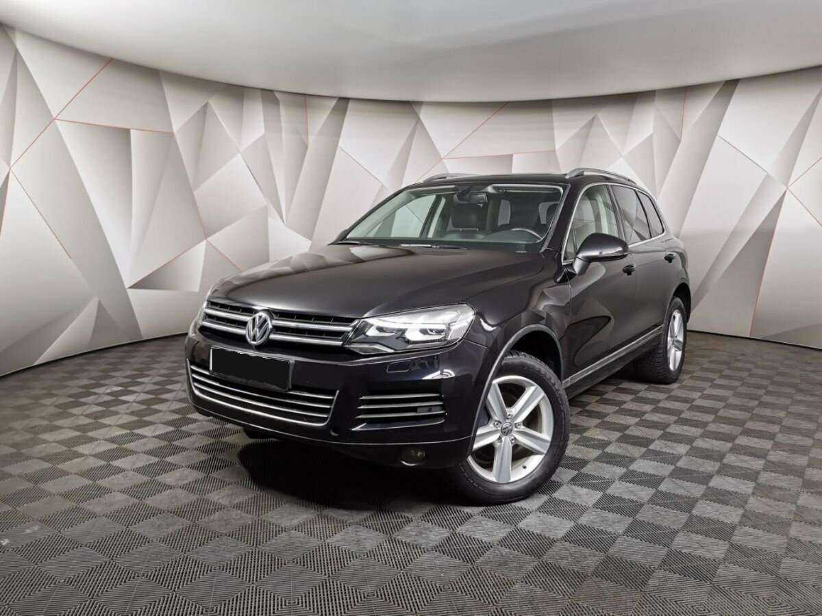 Volkswagen Touareg 2012 года с пробегом. Посмотреть фото