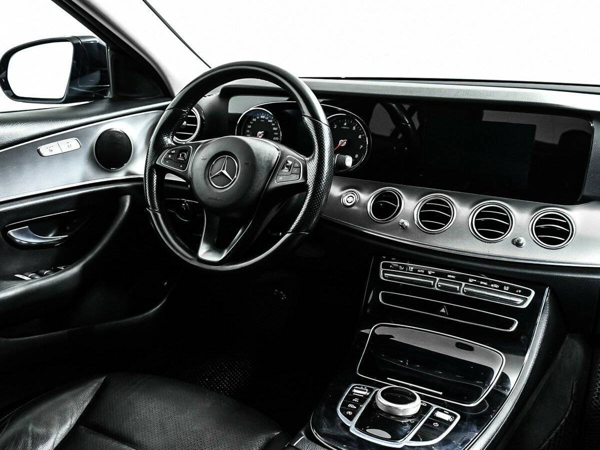 Mercedes-Benz E-Класс 2017 года с пробегом. Фото: #8