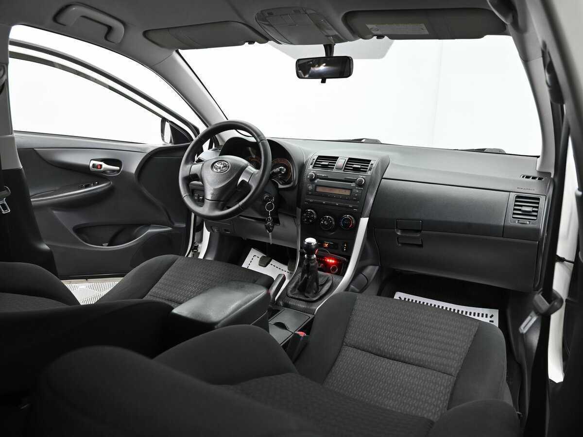 Toyota Corolla 2010 года с пробегом. Фото: #10