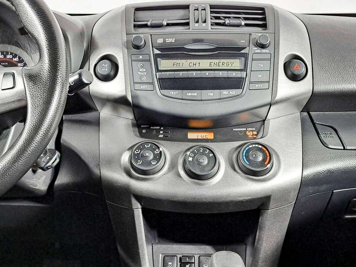 Toyota RAV4 2012 года с пробегом. Фото: #14