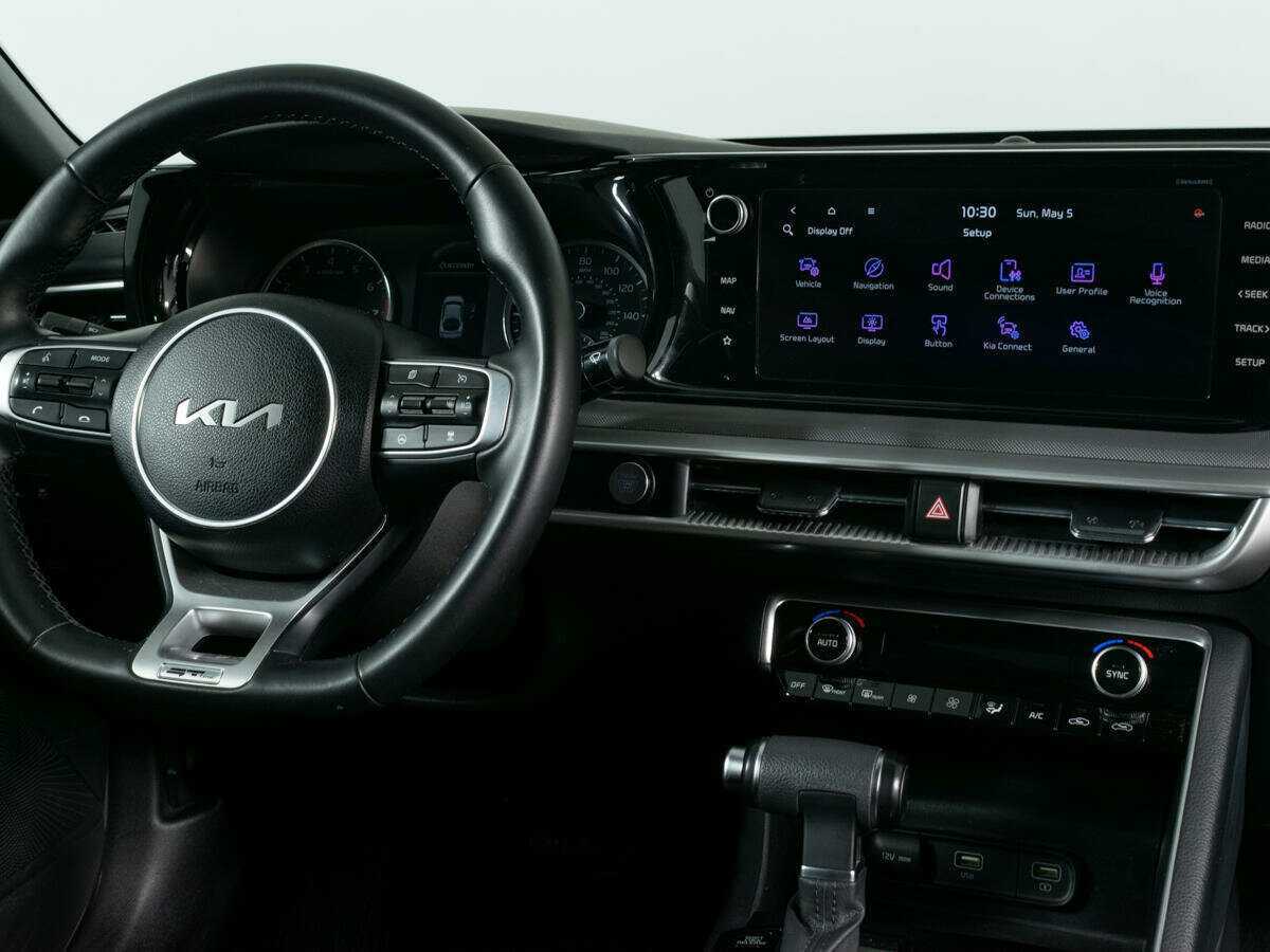 Kia K5 2023 года с пробегом. Фото: #10