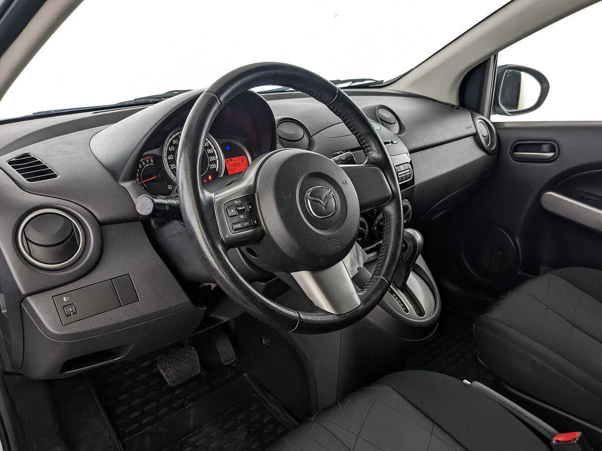 Mazda 2 2013 года с пробегом. Фото: #13