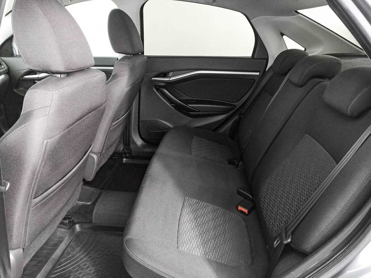 Lada (ВАЗ) Vesta 2017 года с пробегом. Фото: #11