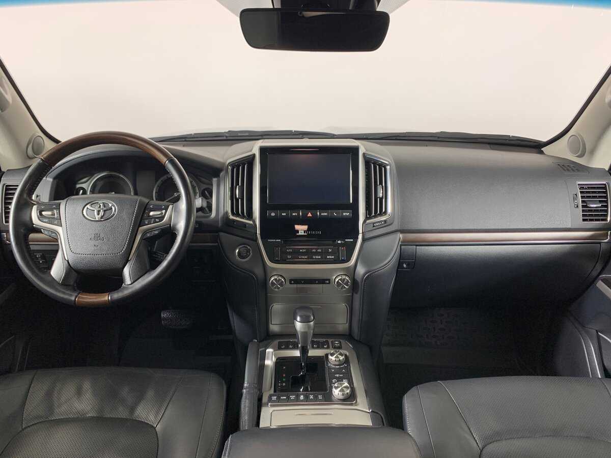 Toyota Land Cruiser 2018 года с пробегом. Фото: #12