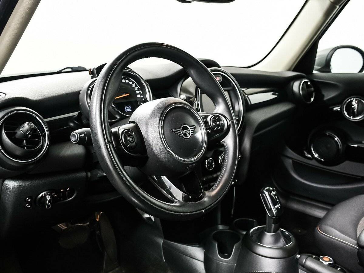 Mini Hatch 2020 года с пробегом. Фото: #12