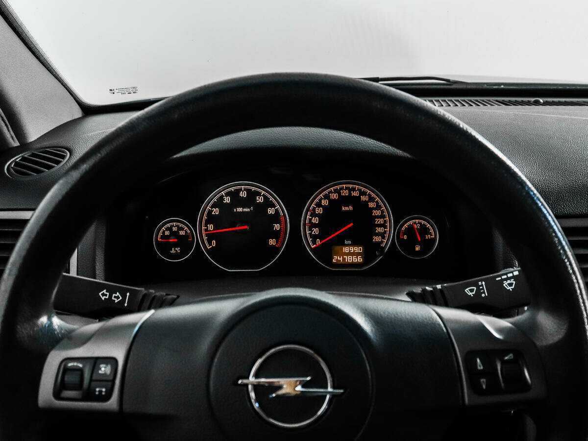 Opel Vectra 2006 года с пробегом. Фото: #15