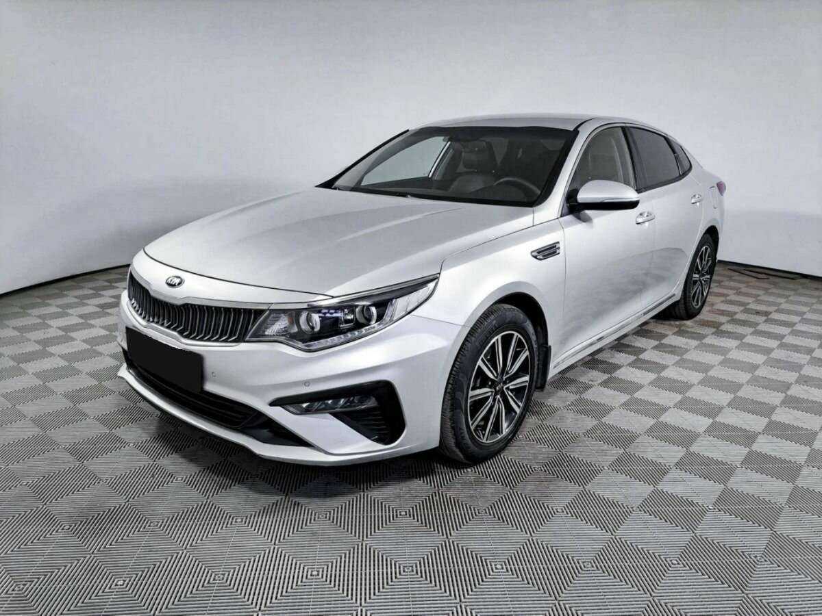 Kia Optima 2018 года с пробегом. Посмотреть фото