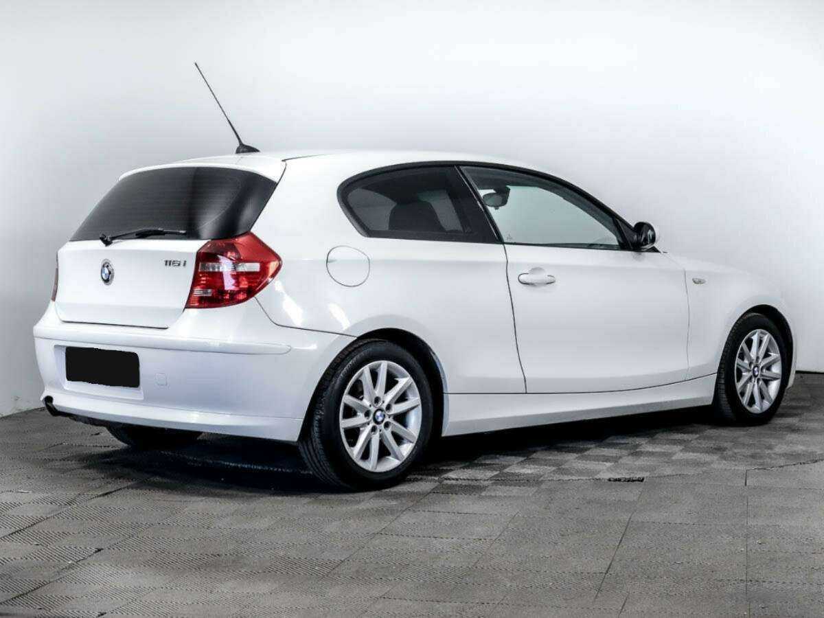 BMW 1 серии 2009 года с пробегом. Фото: #3