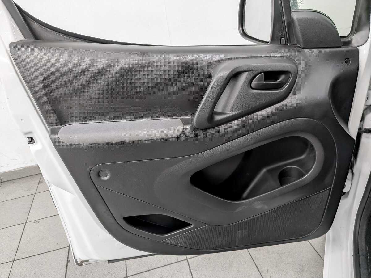 Citroen Berlingo 2014 года с пробегом. Фото: #18