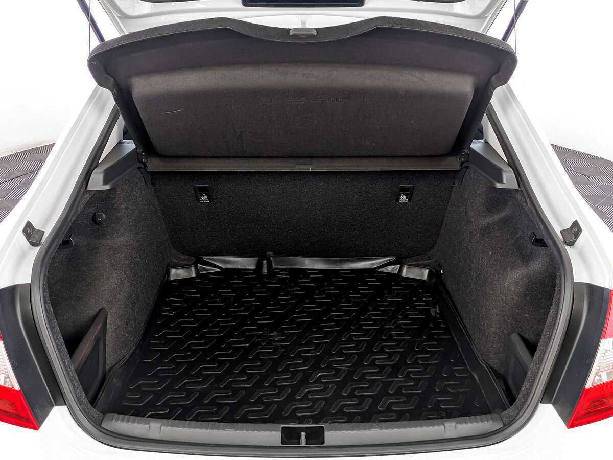 Skoda Rapid 2017 года с пробегом. Фото: #8