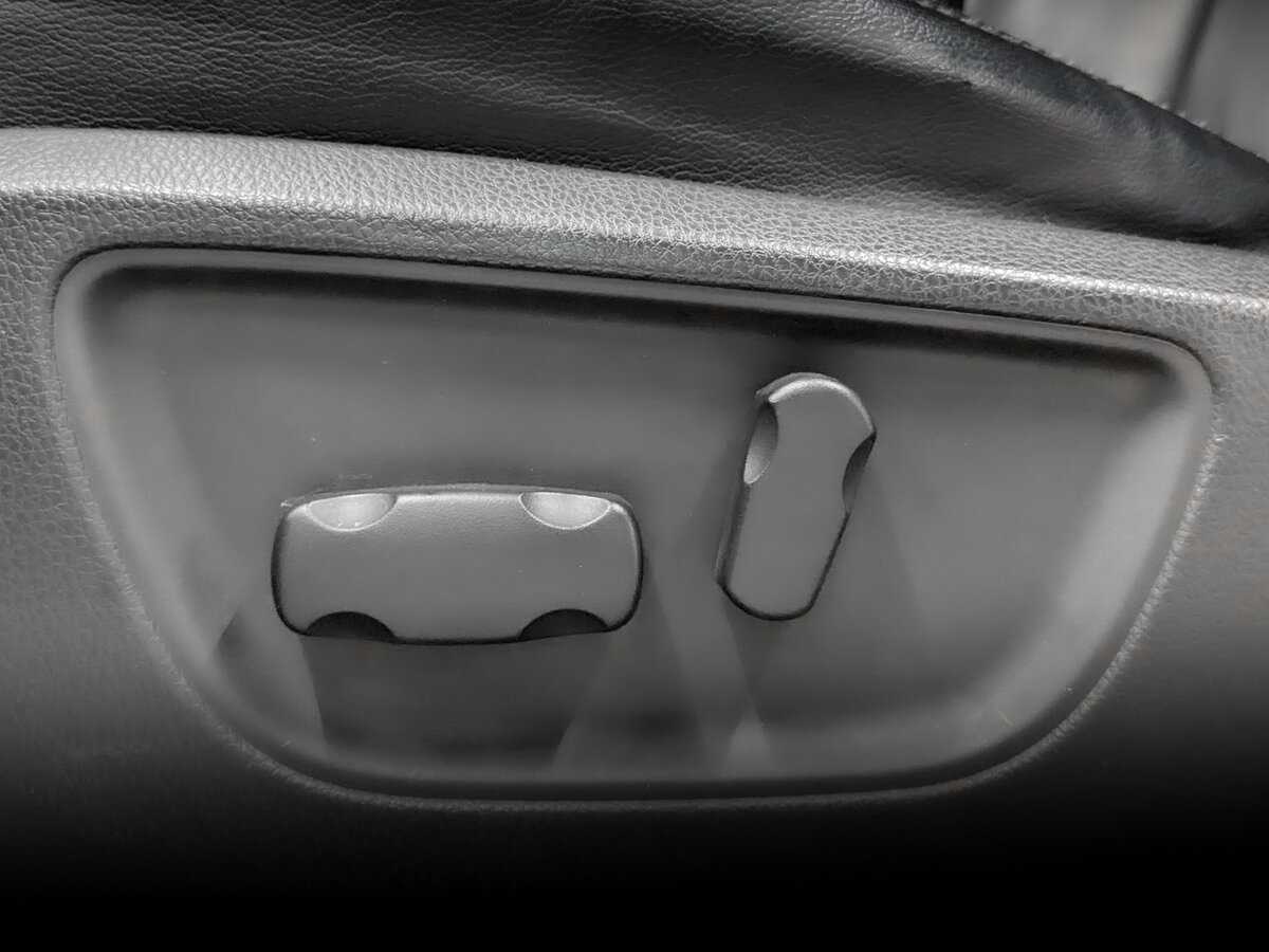 Mitsubishi Pajero Sport 2019 года с пробегом. Фото: #18
