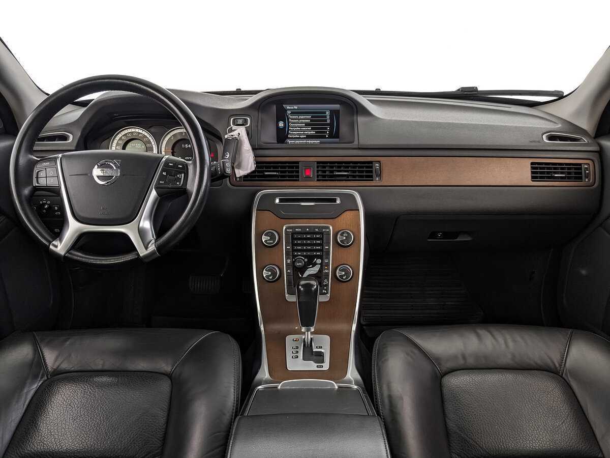 Volvo XC70 2011 года с пробегом. Фото: #9