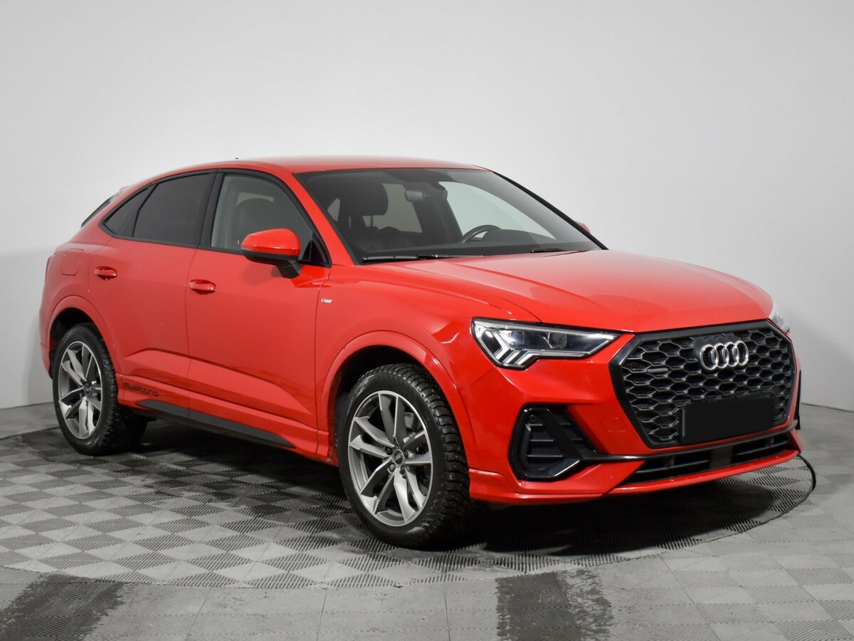 Audi Q3 Sportback 2021 года с пробегом. Фото: #2
